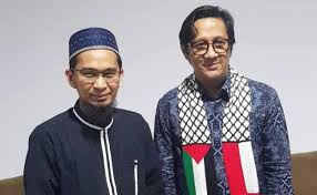 Ini bukan akun official ustadz adi hidayat. The Letter Ustadz Adi Hidayat Dan Natal Bahaya Mengucapkan Selamat Natal Ustadz Adi Hidayat Lc Dokter Andalan Shalat Dhuha Merupakan Salah Satu Sunnah Yang Sangat Dianjurkan Oleh Rasulullah Muhammad Saw