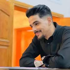 الي تبي تشوف نتيجتها يوم الاربعاء تبعتلي على السناب