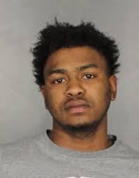 Kenya Mathis's Instagram, Twitter & Facebook