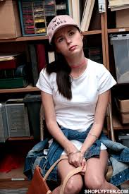 Shoplyfter Carolina Sweets Buxom Teen Sweety yes porn pics xxx