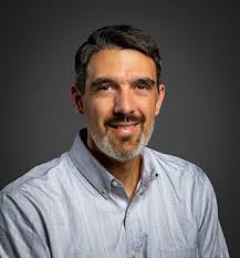 Andrew Crow's Instagram, Twitter & Facebook