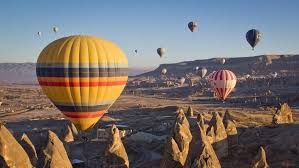 Uçhisar, göreme, avanos, ürgüp, derinkuyu, kaymaklı, une région qui comprend ihlara et ses environs. Survoler En Montgolfiere La Cappadoce Turquie Noobvoyage Fr