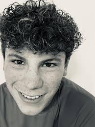 Jackie Rothwell's Instagram, Twitter & Facebook