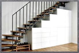 Einzigartig Schrank Unter Treppe Kaufen In 2020 Treppenschrank Einbauschrank Treppe