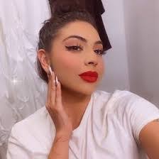 Janet Cortez's Instagram, Twitter & Facebook