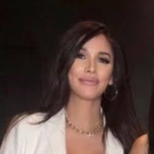 Jessica Sweat's Instagram, Twitter & Facebook