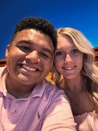 Sasha Hansen's Instagram, Twitter & Facebook