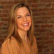 Jennifer Willman's Instagram, Twitter & Facebook