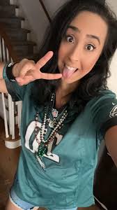 Yay!! Its football/EAGLES season 💚🦅🏈