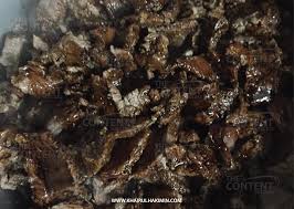 1 cawan cili kering, gunting pendek, direbus, buang biji dan dikisar halus. Rendang Hitam Pahang Dendeng Pahang