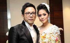 Pengadilan negeri bandung dinilai tidak berwenang mengadili perkara hukum. David Noah Disebut Ludahi Gracia Indri Setiap Cekcok Okezone Celebrity