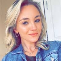 Callie Tucker's Instagram, Twitter & Facebook