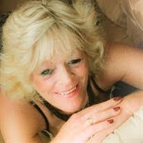 Jessica Loftis's Instagram, Twitter & Facebook