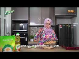 Difahamkan, bayi berjantina lelaki, seberat 3.24kg itu dilahirkan secara normal pada jam 1.12 pagi tadi. Selera Raya Suria Bersama Cik Piah Dienakkan Oleh Vesawit Video Dailymotion