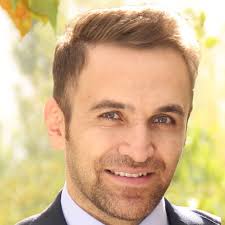 How do ı determine the appropriate intervals in fuzzy membership functions? 