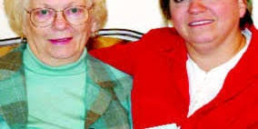 Artist captures vanishing barns