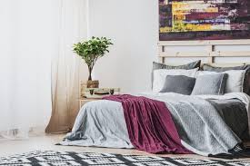 Gray doesn't need to feel stark or bland. Colors That Go With Maroon Foter