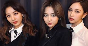 Entdecke bei tiktok kurze videos zum thema tzuyu. Twice Jihyo Tzuyu And Mina Reveal Their True Personality Through Their Behavior With Staff Catchy Lady
