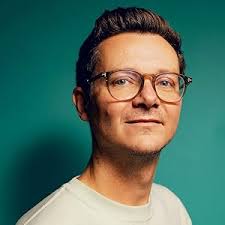 Amazon.co.uk: Gavin's Clemente Ruiz: books, biography, latest update