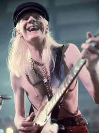 Download Remembering Blues Guitar Legend Johnny Winter Blues Musicians Johnny Blues Rock