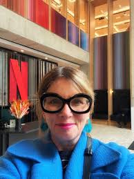 Oooh what fabulously colourful offices Made me think. If Netflix shows…