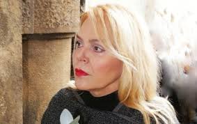 Přečtěte si o tématu dagmar havlová. Dagmar Havlova 65 Neprijemne Komplikace Po Operaci Ahaonline Cz
