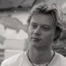 Roswell era una serie tv bellissimaaaa 🥹 io ovviamente team Michael e  Maria, che ship bellissima. #roswell #roswelltvshow #serietv #davedere