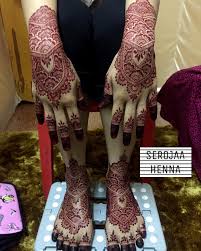 Henna Pengantin Walaupun Ambik Gambar Tak Betul Tapi Henna Masih Menyerlah Takbley Moveeee Onnnnnnnnn Serojaahenna Henna Henna Patterns Henna Designs