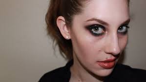 MAC Cosmetics, MAC Makeup Reviews, Pictures and Swatches