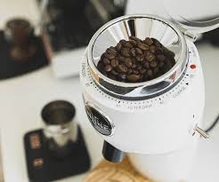 The baratza encore is our favorite conical burr grinder, if you can afford it. Manual Vs Electric Coffee Grinders Which Is Right For You Coffee Affection