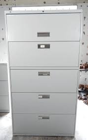 Find filing cabinet in canada | visit kijiji classifieds to buy, sell, or trade almost anything! Hon Series 600 5 Drawer Lateral File Cabinet Office Commercial And Industrial Auction Fairbanks Scale Nautilus Treadmill Uline Desks And Work Tables Office Desks Tools And More K Bid