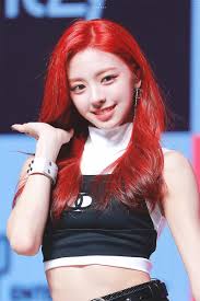 Sie ist derzeit an der hanlim. Itzy S Yuna Tops College White Day Poll And Fans Are Not Okay With It Koreaboo