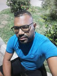 🛫 Estamos listos para viajar a Montería con un único objetivo:  ¡CLASIFICAR! 🇦🇹 #SentimientoEscarlata 👹