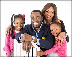 What To Wear For A Family Photoshoot In The Studio Light Republic