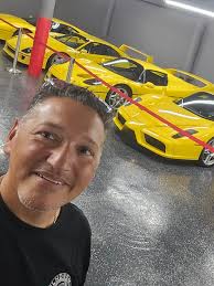 APPARENTLY I'M A WEIRDO eating chicken wings with a knife & fork! But for  the rest of it, I am overwhelmingly fortunate/blessed to have like minded,  kindred spirited, mutual petrolhead, car loving