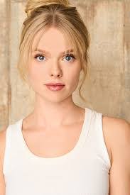 Vicky Meyer's Instagram, Twitter & Facebook