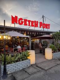 Ngeteh Port Cafe & Dessert