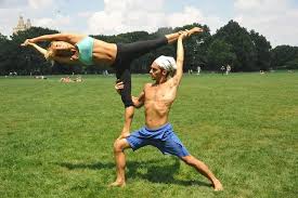 Should Acroyoga Be In The Olympics 19 Pics Couples Yoga Yoga Poses Advanced Partner Yoga
