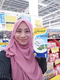Kemudian juga susu penting mengandung dha omega 3, itu diperlukan untuk pertumbuhan otak janin kemudian juga asam folat, itu juga penting bagi kesehatan bayinya selama hamil, katanya. Susu Uht Vs Susu Tepung Irrayyan Com