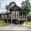 Di negara kita, ada dua jenis rumah, iaitu rumah tradisional dan rumah moden. 1