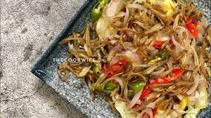 *resepi sambal garing ikan bilis rangup ini dikongsikan oleh puan. Telur Mata Kicap Ikan Bilis Bawang Cili Goreng Youtube