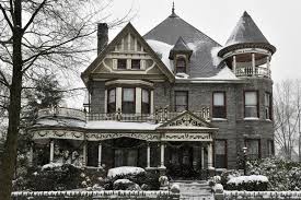 What Is The Difference Between A Queen Anne Style Home And A Victorian Hunker Victorian Homes Exterior Gothic House Queen Anne House