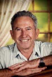 Efren Mora's Instagram, Twitter & Facebook