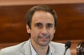 Rossi opinó que se pueden eliminar las retenciones y cubrilas con una  reforma tributaria