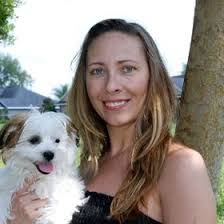 Jennifer Ewers's Instagram, Twitter & Facebook