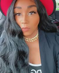 Sharday Williams's Instagram, Twitter & Facebook