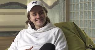 Earlier today, a press release from og dota 2 announced that anathan ana pham will no longer be a part of the team. N0tail Discusses Money And Mental Strain In Esports In Interview With Bbc Dota 2 Esports Com