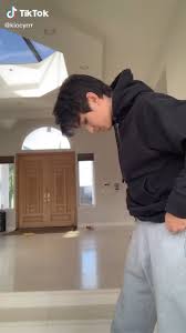 Kio Cyr Kiocyrrr Official Tiktok Video In 2020 Choreography Videos Dance Videos Dance Choreography Videos