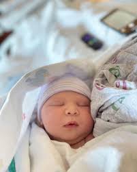 Ava Rose Webb was born