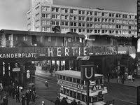 1929 Frankfurter Allee Spaeter Stalinallee Ecke Warschauer Strasse Baustelle Der U Bahnlinie E Historische Bilder Historisch Berlin Geschichte